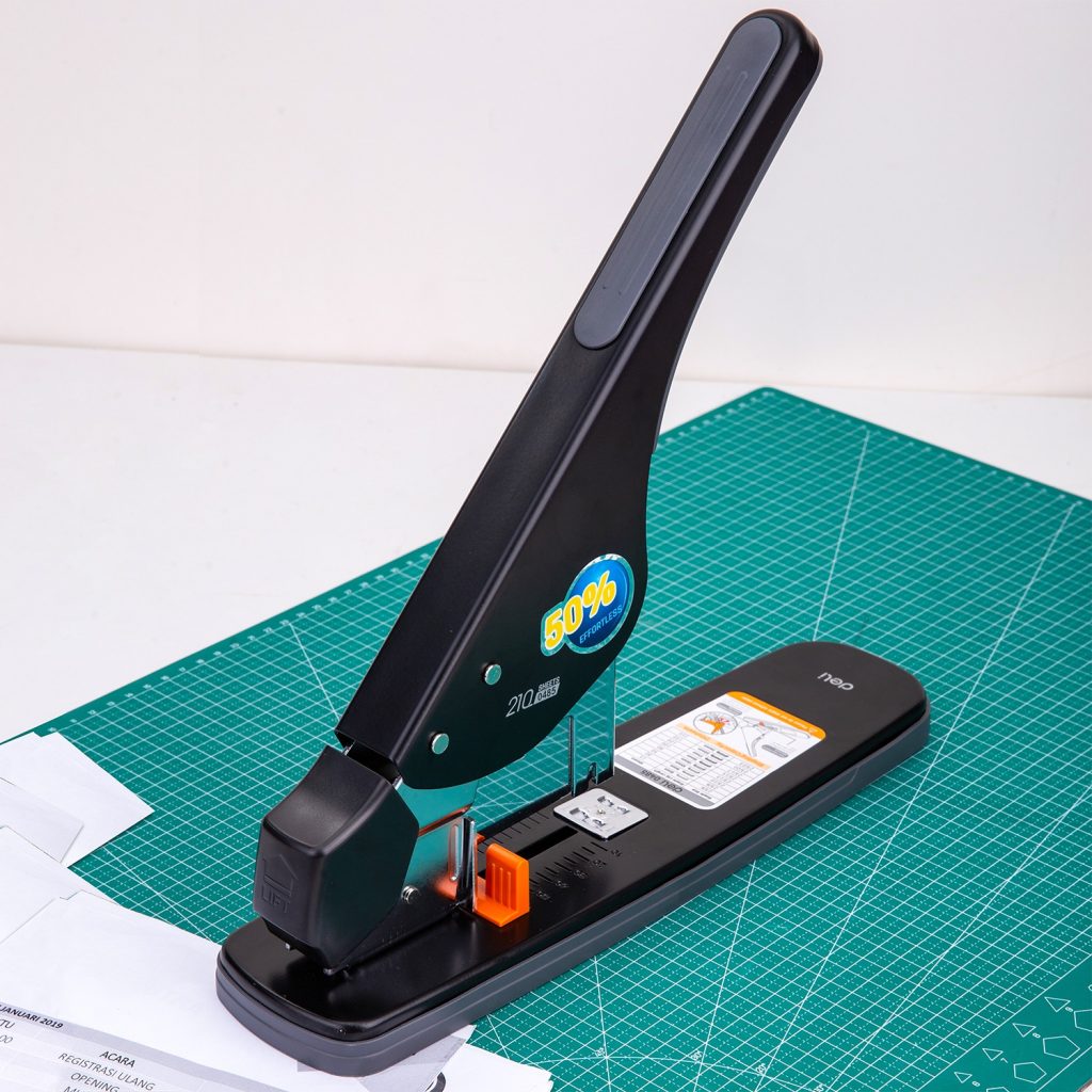 dập đại Deli có trợ lực E0485