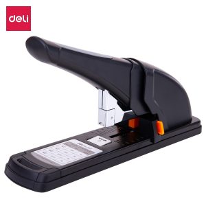 Dập ghim trung Deli E0387