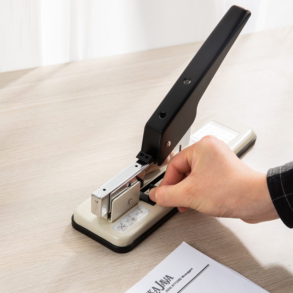 máy dập ghim văn phòng 80 tờ E0394