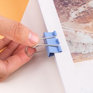 Kẹp giấy màu văn phòng Deli