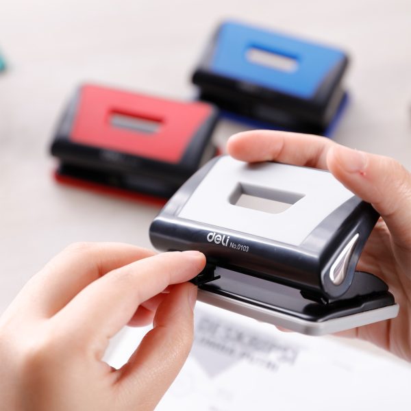 Đục lỗ hồ sơ văn phòng và học tập E0103