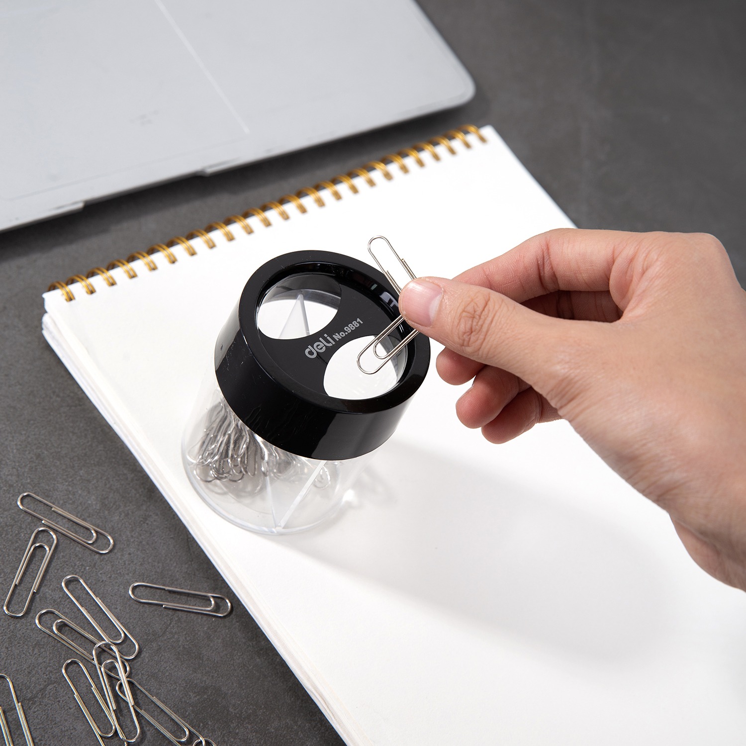 Hộp đựng ghim mini E9881